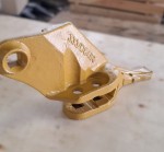 Ząb boczny lewy  JCB 333-D8456 SHARK