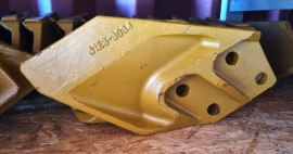 Osłona boczna łyżki  (61E3-3034)