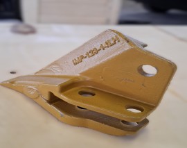 Ząb lewy boczny do  minikoparki Kubota  145842156