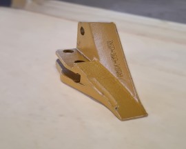 Ząb prawy boczny do  minikoparki Kubota  145842155